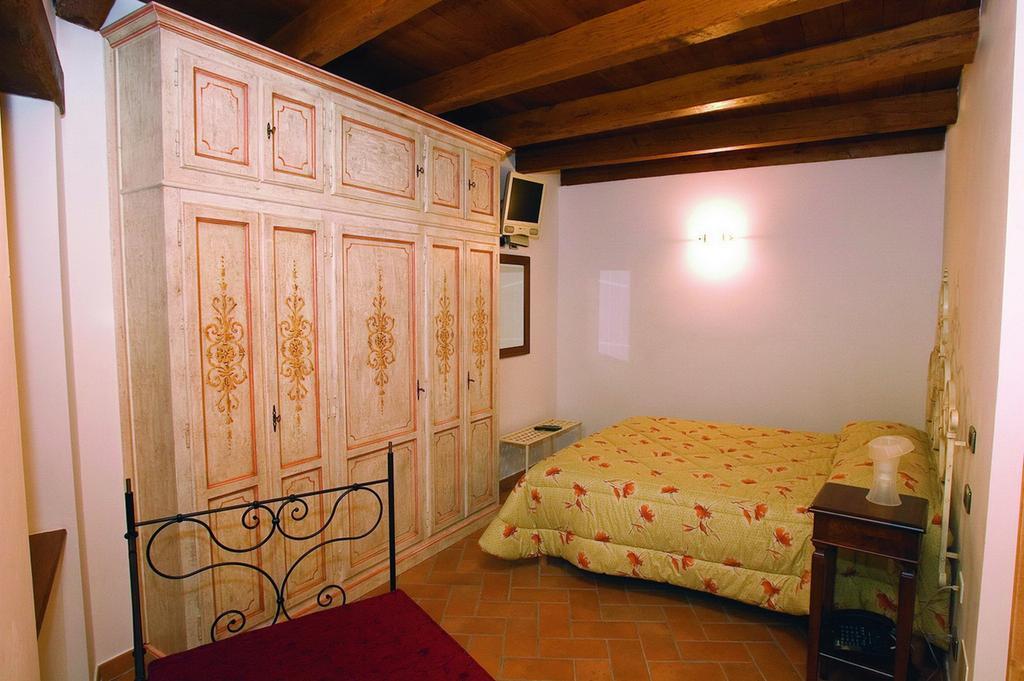 B&B La Torretta Sul Borgo Grottammare Chambre photo