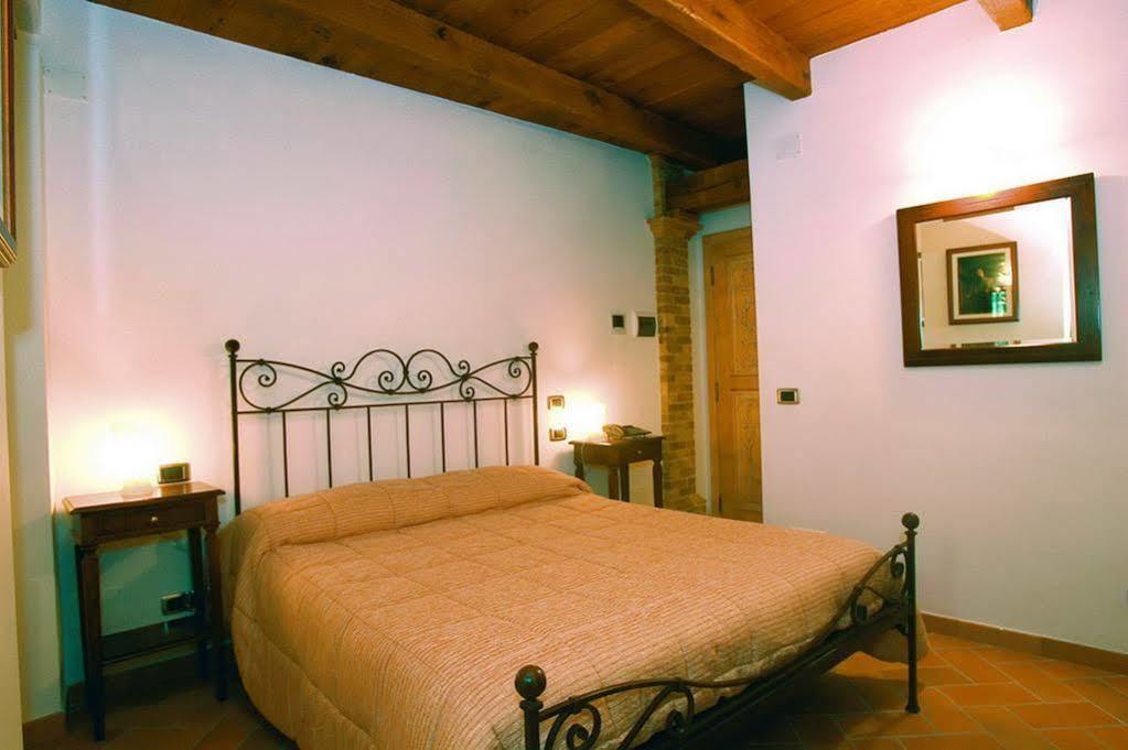 B&B La Torretta Sul Borgo Grottammare Extérieur photo